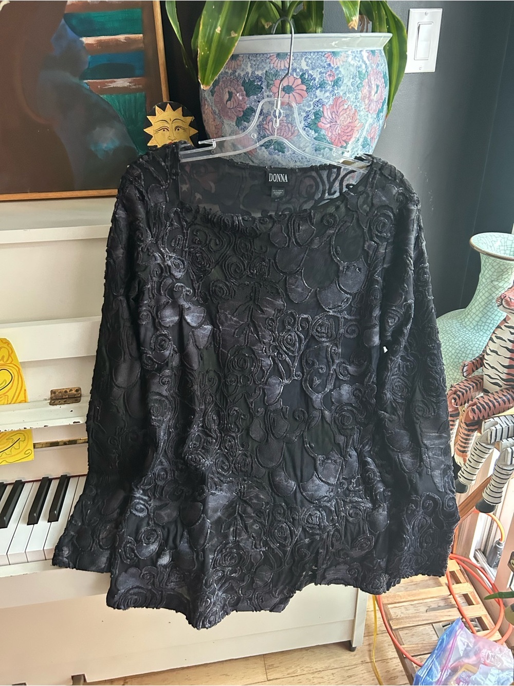 Vintage Donna Black Sheer Burnout Velvet Floral Top Size Large Made in Canada